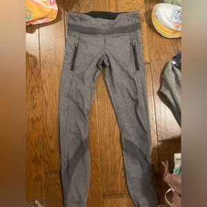 Size 4 lululemon leggings great condition